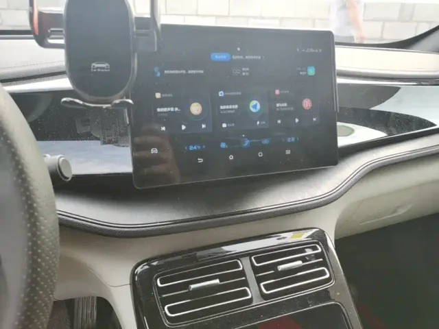 BYD Qin PLUS — Фото автомобиля 12