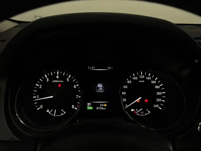 Nissan X-Trail — Фото автомобиля 12
