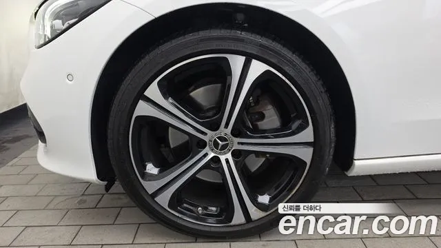 Mercedes-Benz C-Class — Фото автомобиля 5