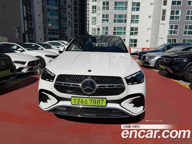 Mercedes-Benz GLE-Class — Фото автомобиля 2