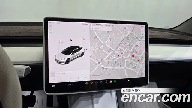 Tesla Model 3 — Фото автомобиля 11