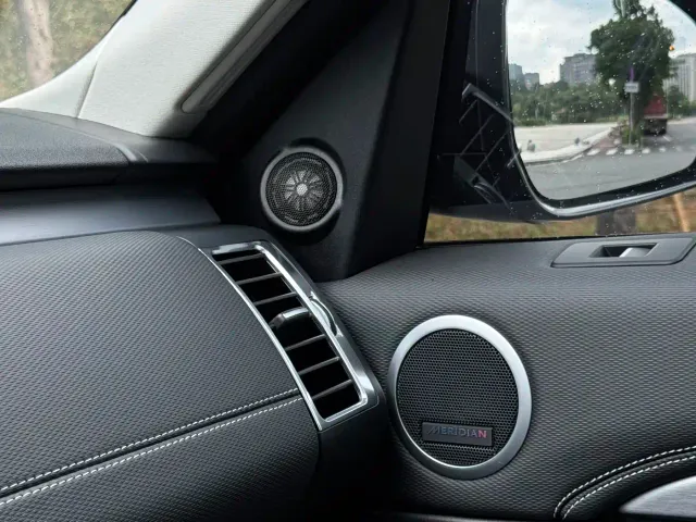 Land Rover Discovery — Фото автомобиля 14
