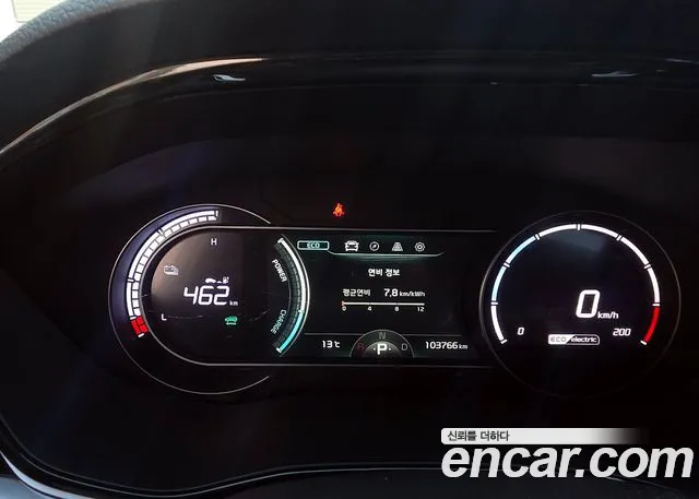 Kia Niro — Фото автомобиля 10