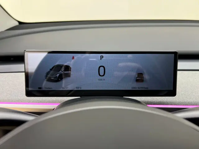 Tesla Model Y — Фото автомобиля 14