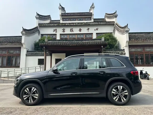 Mercedes-Benz GLB-Class — Фото автомобиля 5