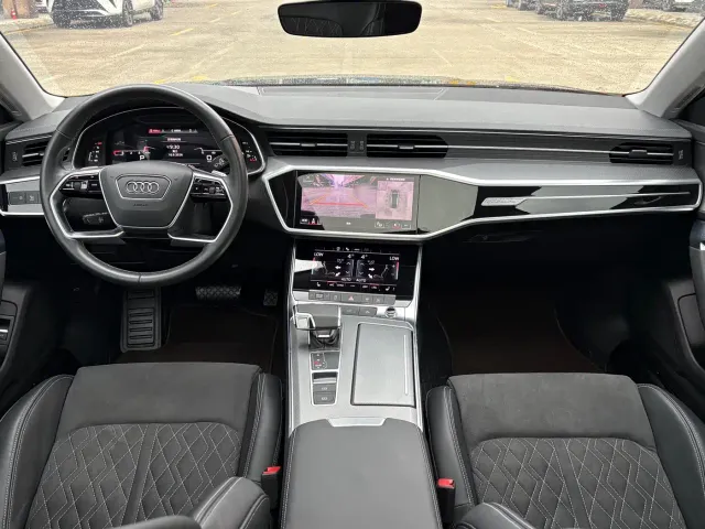Audi A7L — Фото автомобиля 9
