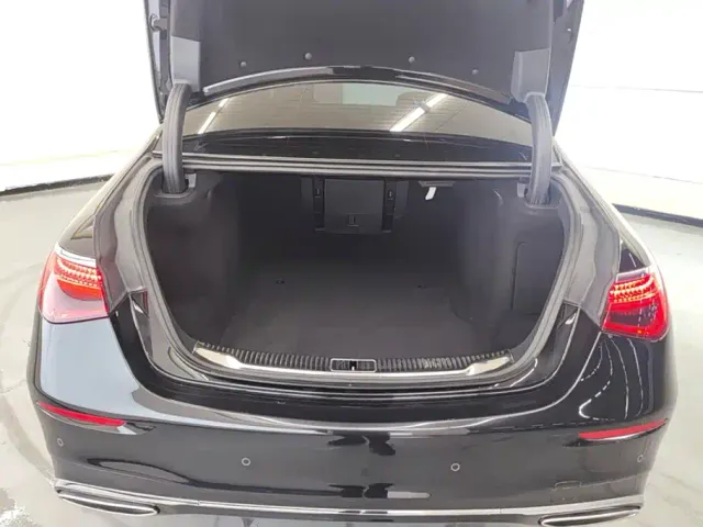 Mercedes-Benz S-Class — Фото автомобиля 4