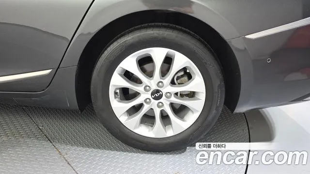 Kia K8 2.5 Бензин 2WD — Фото автомобиля 6