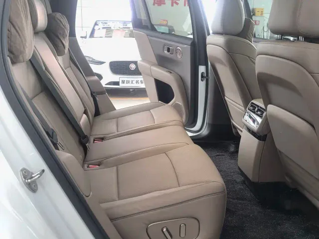Li Auto i6 — Фото автомобиля 15