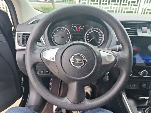 Nissan Sylphy — Фото автомобиля 10