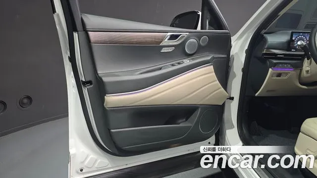 Genesis GV80 — Фото автомобиля 13