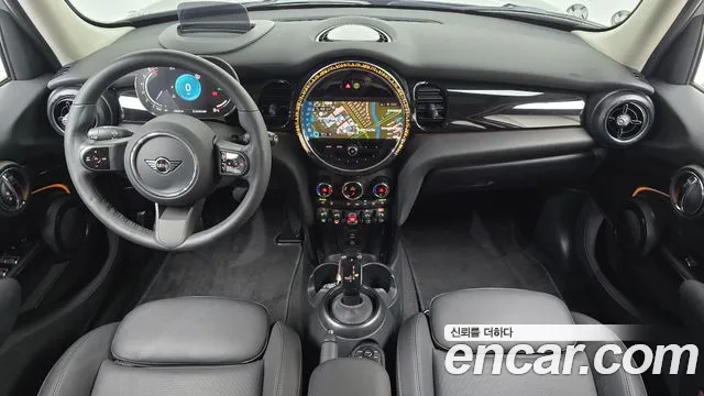 MINI Cooper — Фото автомобиля 10