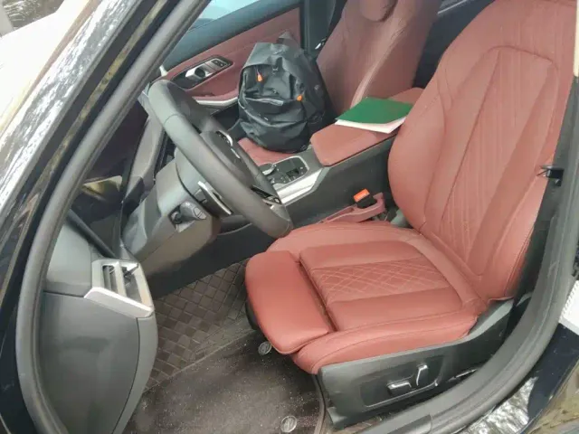BMW 3 Series — Фото автомобиля 16