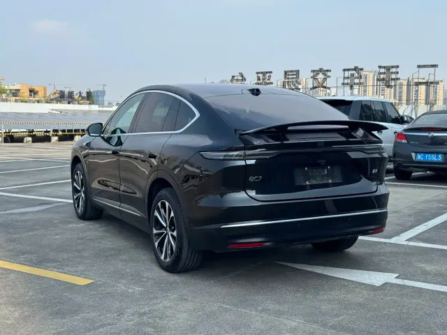 Nio EC7 — Фото автомобиля 5