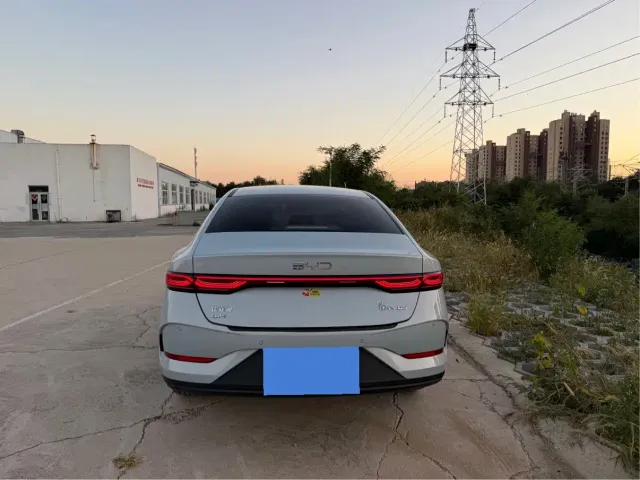 BYD Qin PLUS — Фото автомобиля 16