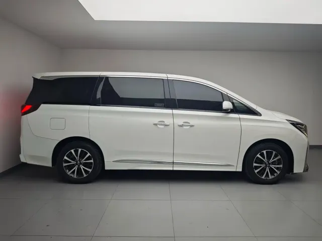 GAC Trumpchi M8 — Фото автомобиля 8