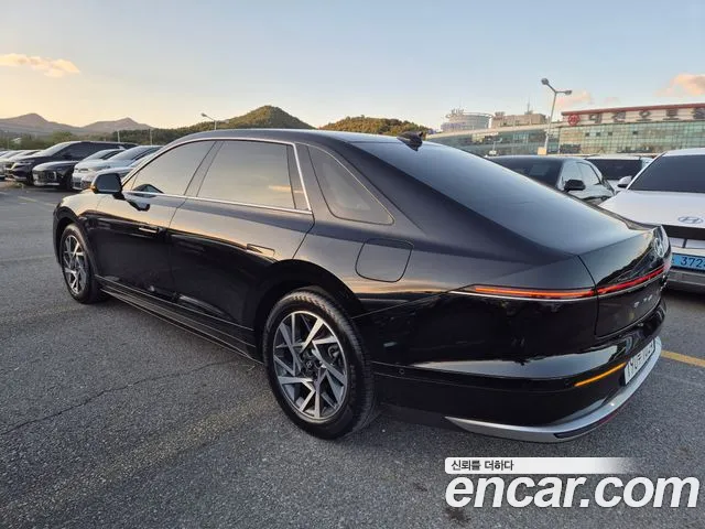 Hyundai Grandeur GN7 — Фото автомобиля 6