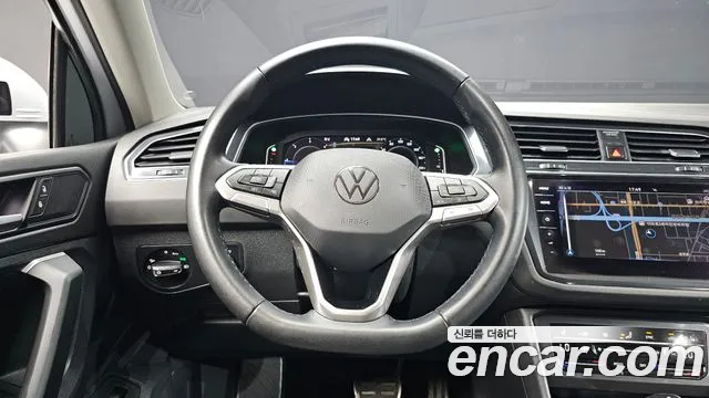 Volkswagen Tiguan Tiguan 2 поколение 2.0 TDI 4Motion Prestige — Фото автомобиля 12