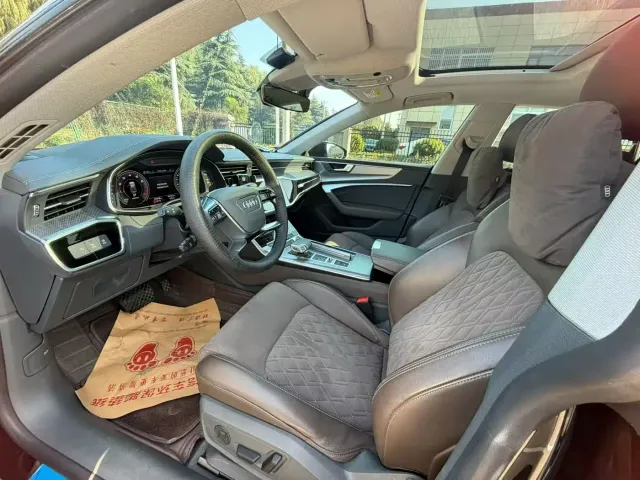 Audi A7L — Фото автомобиля 7