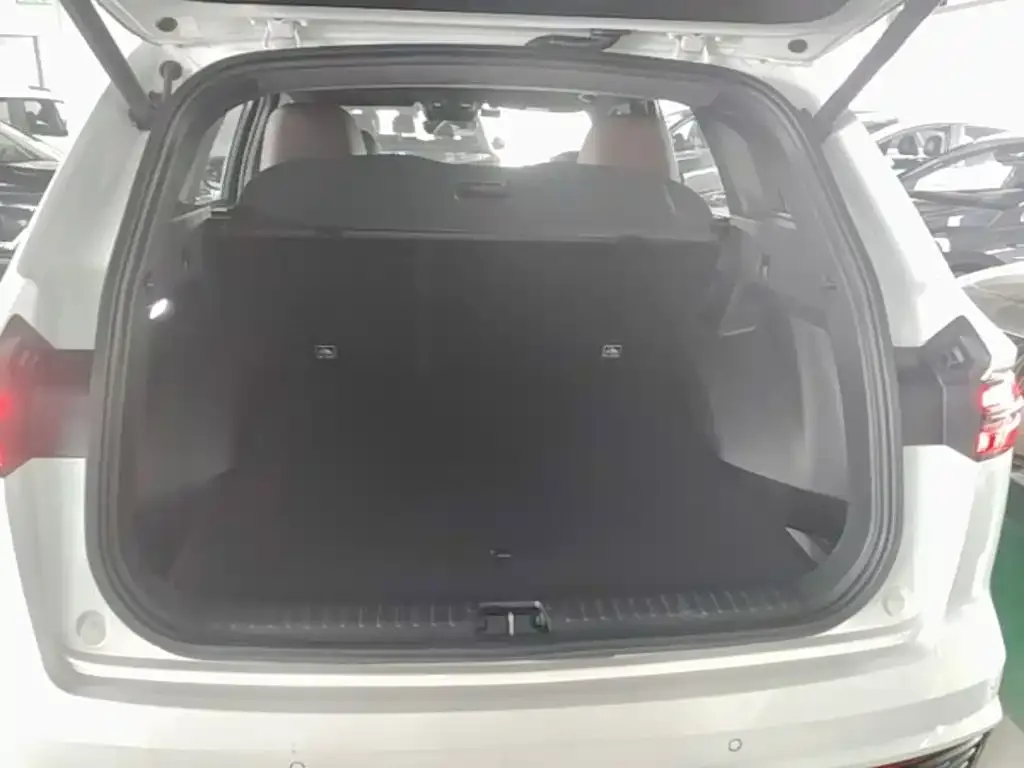 Geely Xingyue L 2021 2.0TD DCT EVO FWD Premium — Фото автомобиля 14