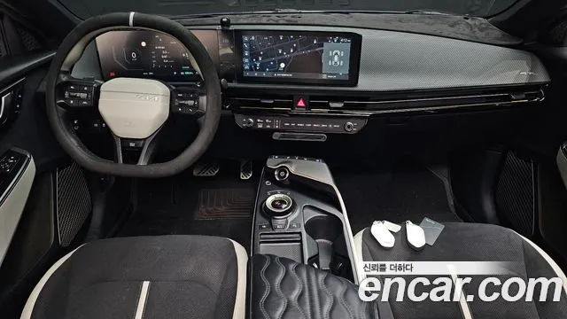 Kia EV6 — Фото автомобиля 3