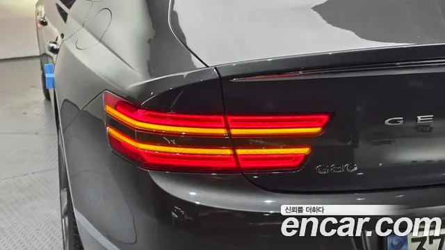 Genesis G80 RG3 — Фото автомобиля 8