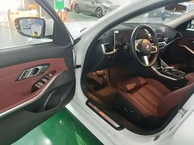 BMW i3 — Фото автомобиля 14