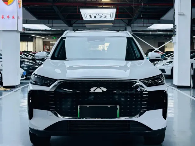 Chery Fengyun T8 — Фото автомобиля 2