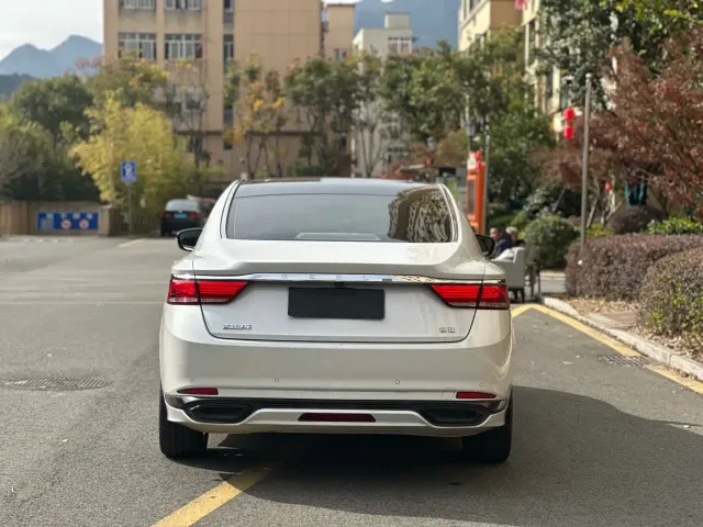 Geely Borui — Фото автомобиля 5