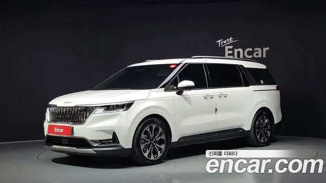 Фотография автомобиля — Kia Carnival 4th Gen