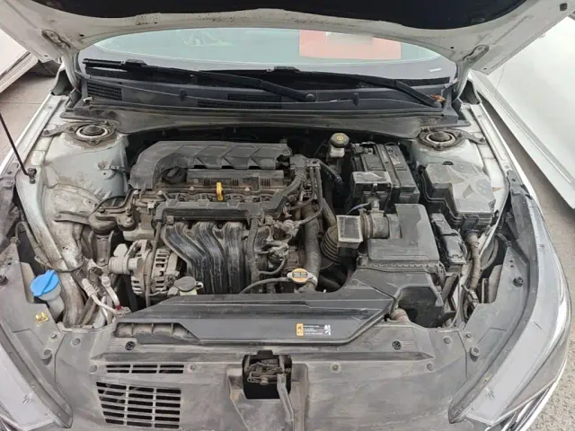 Hyundai Elantra — Фото автомобиля 19