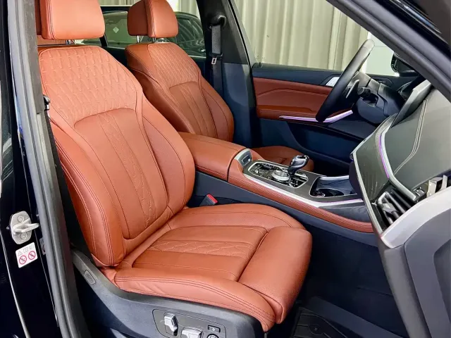 BMW X7 — Фото автомобиля 8