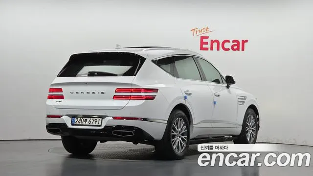 Genesis GV80 — Фото автомобиля 2