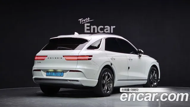 Genesis GV70 Electrified GV70 — Фото автомобиля 2