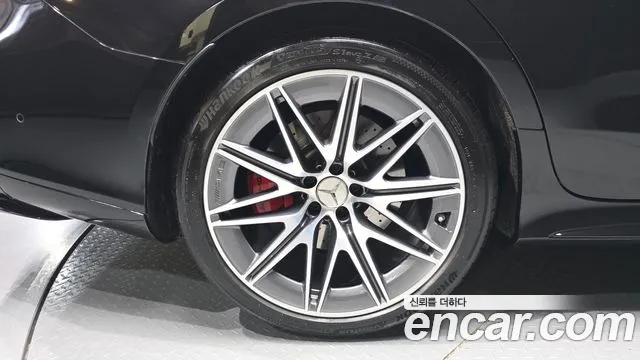 Mercedes-Benz AMG GT 4 двери 43 4MATIC+ — Фото автомобиля 5
