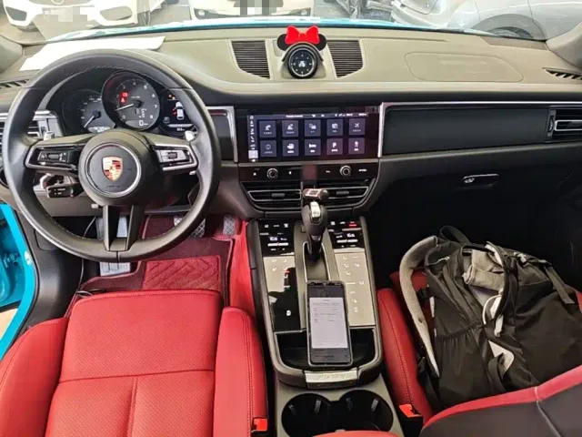 Porsche Macan — Фото автомобиля 9