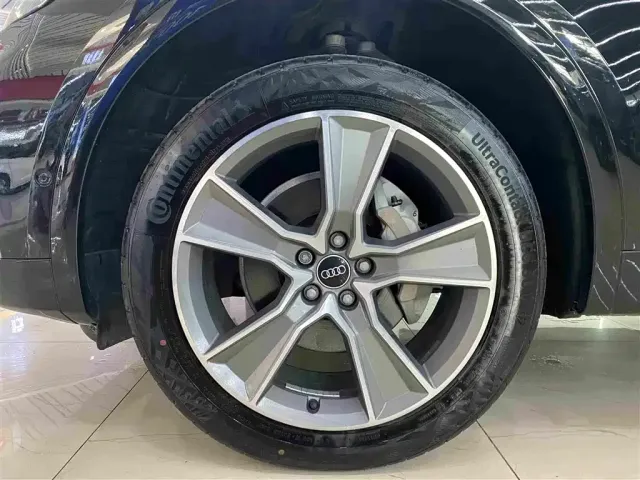 Audi Audi Q5L 2022 Facelift 40T Luxury Dynamic — Фото автомобиля 5