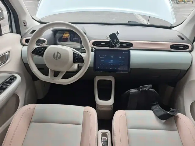 Leapmotor T03 — Фото автомобиля 9
