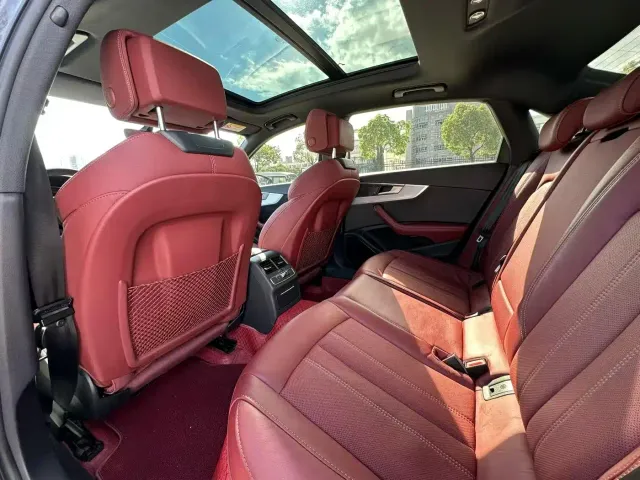 Audi A4L — Фото автомобиля 5