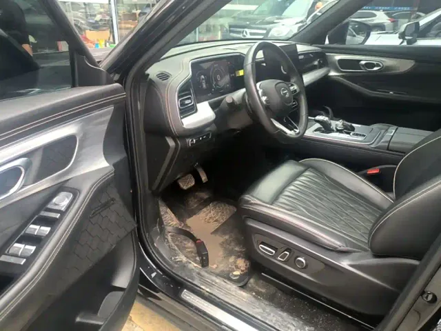 GAC Trumpchi GS8 — Фото автомобиля 15