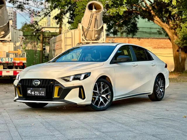 Фотография автомобиля — GAC Trumpchi Emkoo