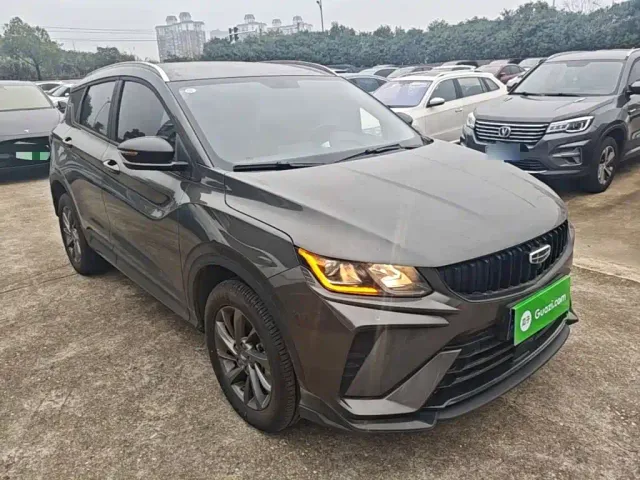 Geely Binyue — Фото автомобиля 3