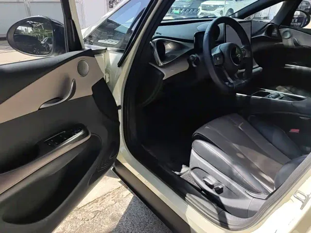 BYD Dolphin — Фото автомобиля 11