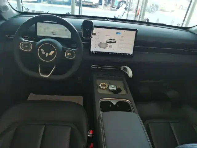 Wuling Starlight — Фото автомобиля 9
