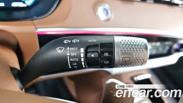 Genesis GV70 — Фото автомобиля 27