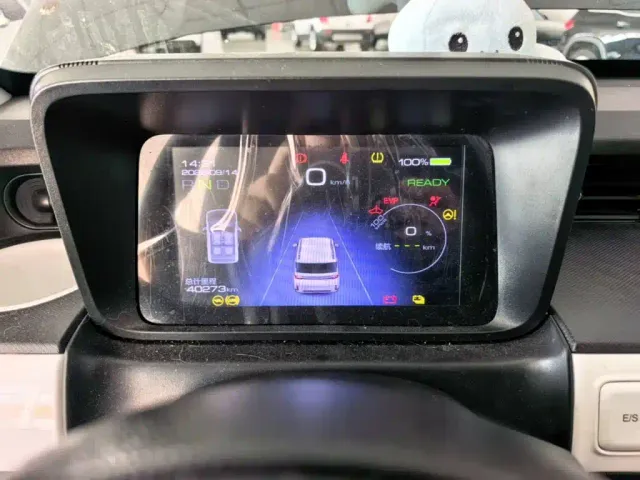 Wuling Hongguang Mini EV — Фото автомобиля 5