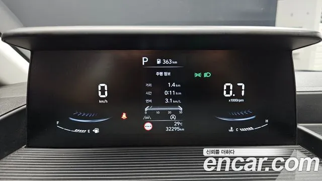 Hyundai Staria Staria Карго 3 места — Фото автомобиля 8