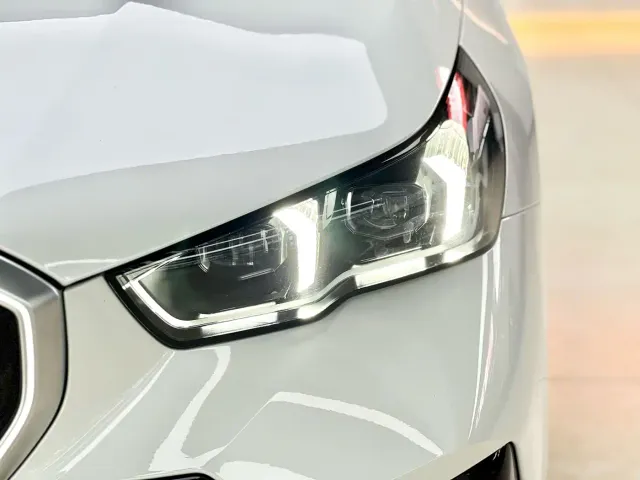 BMW 5 Series — Фото автомобиля 17