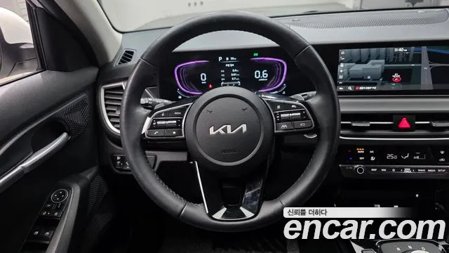 Kia Seltos New — Фото автомобиля 20