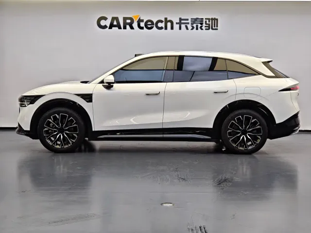 ZEEKR Zeekr 7X 2025 Model 75kWh RWD Smart Driving Edition — Фото автомобиля 2